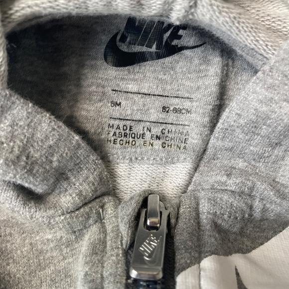 Nike one piece 6m - Picture 3 of 3